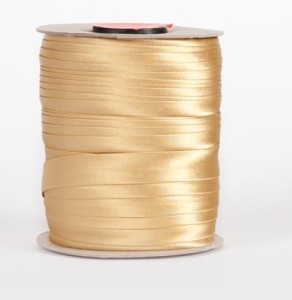 Złota lamówka atłasowa 15 mm 