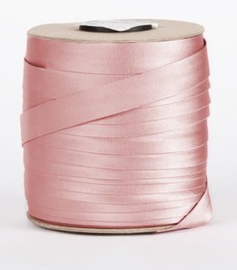 Różowa lamówka atłasowa - 15 mm