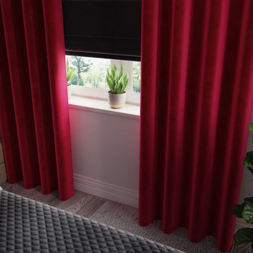 velveto czerwona.jpeg