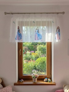 Barbie lambrekin 150x57 cm