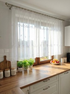 X84 Gotowa firana srebrna nitka 300x90cm